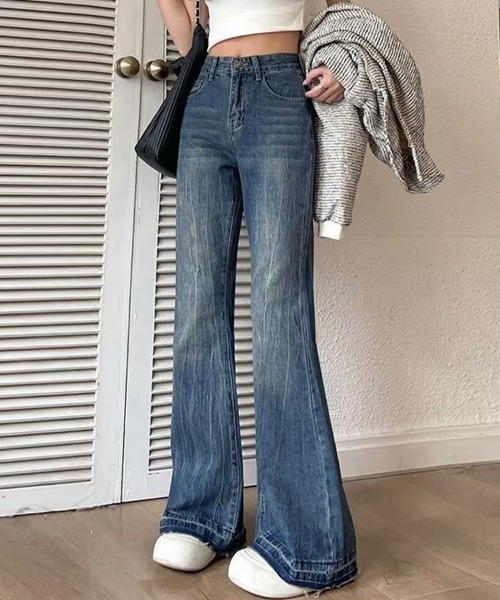 ReRe(リリ)の「美シルエットフレアデニムパンツ(デニムパンツ・レディース・チャコール/ブルー・SMALL/MEDIUM/LARGE/X-LARGE)」の3枚目の写真