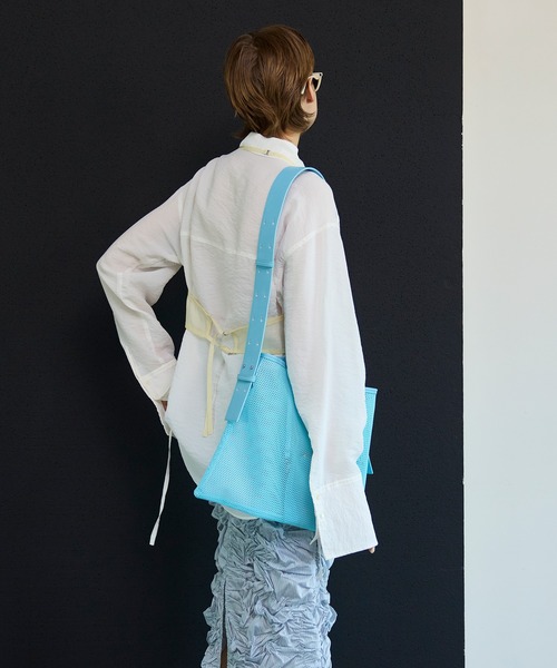MAISON SPECIAL(メゾンスペシャル)の「Square Tote Bag/スクエアメッシュトートバッグ(トートバッグ・レディース・ブルー/ブラック・FREE)」の16枚目の写真