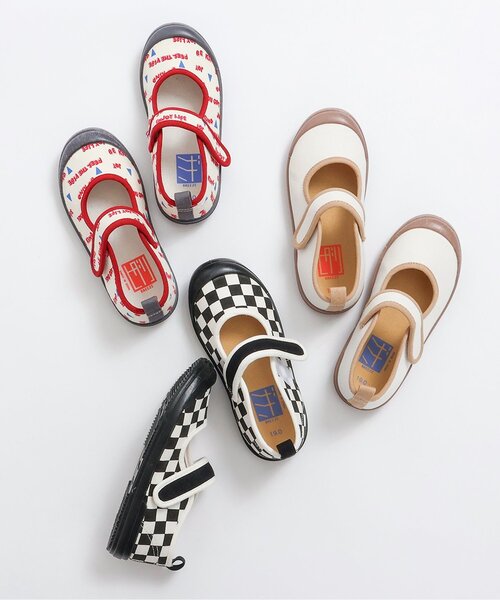 BREEZE（ブリーズ）の「上履き（スリッポン・キッズ・レッド/チャコール/ベージュ・19/18/17/16/15 /14）」の5枚目の写真