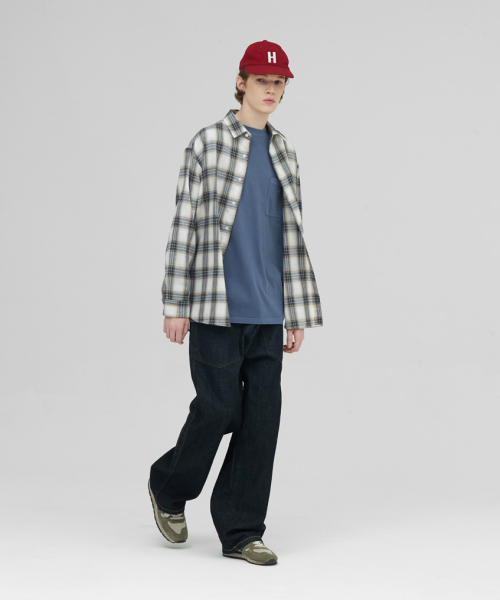 STENDS（ステンズ）の「[M~4XL] オールデイベーシックチェックシャツ_ST-06 (アイボリー)（シャツ/ブラウス・メンズ・その他・MEDIUM/LARGE/XX-LARGE/XXXX-LARGE）」の2枚目の写真