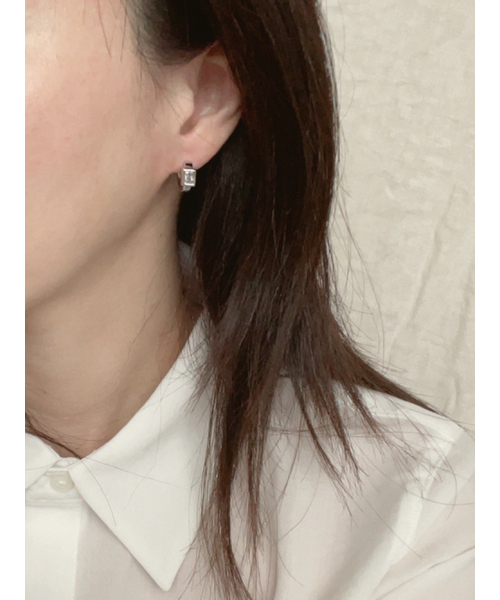 ELYONA（エリオーナー）の「ELA 03 Earrings One-touch raw stone earrings（ピアス（両耳用）・レディース・その他・FREE）」の2枚目の写真