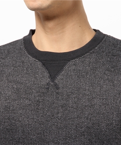 ikka(イッカ)の「プリントフリーストレーナー(スウェット・メンズ・オリーブ/チャコールグレー・X-LARGE/MEDIUM/SMALL/LARGE)」の5枚目の写真