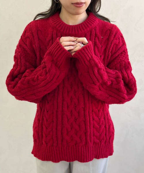 MISCH MASCH(ミッシュマッシュ)の「一部店舗限定 ケーブルデザインニットトップス(ニット/セーター・レディース・レッド・フリ-)」の2枚目の写真