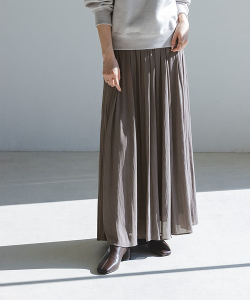 Noble（ノーブル）の「割線シフォンギャザースカート（スカート・レディース・ホワイト/チャコールグレー/サックスブルー・FREE）」の4枚目の写真