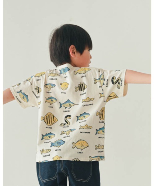 nicohrat（ニコフラート）の「ニコフラート いろんな魚Ｔシャツ（Tシャツ/カットソー・キッズ・ラベンダー/アイボリー/サックスブルー・130cm/140cm/100cm/110cm/120cm/90cm）」の7枚目の写真