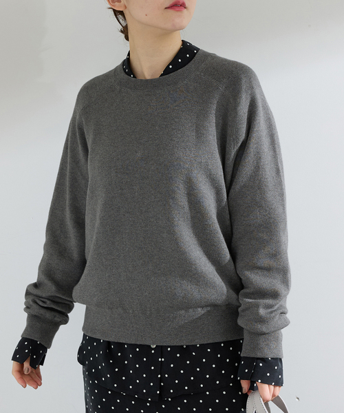 IENA（イエナ）の「《追加2》スイビスムースプルオーバー（ニット/セーター・レディース・ピンク/サックスブルー/チャコールグレー・FREE）」の21枚目の写真