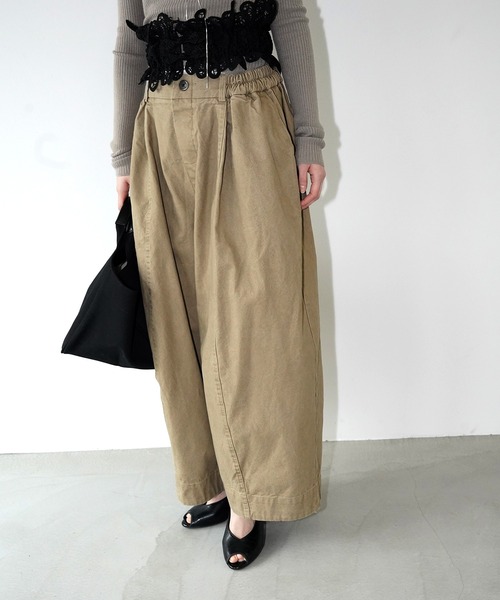 chuclla(チュクラ)の「ボリュームタックワイドパンツ chw26s059(その他パンツ・レディース・ベージュ/ブラック・FREE)」の8枚目の写真