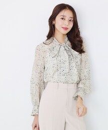COUP DE CHANCE（クードシャンス）の「【手洗い可／一枚着／ジャケットイン】プリントボウブラウス（シャツ/ブラウス）」