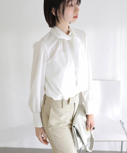 La TOTALITE(ラトータリテ)の「【洗える】ボータイ2WAYブラウス(シャツ/ブラウス・レディース・ネイビー/ホワイト・FREE)」の19枚目の写真