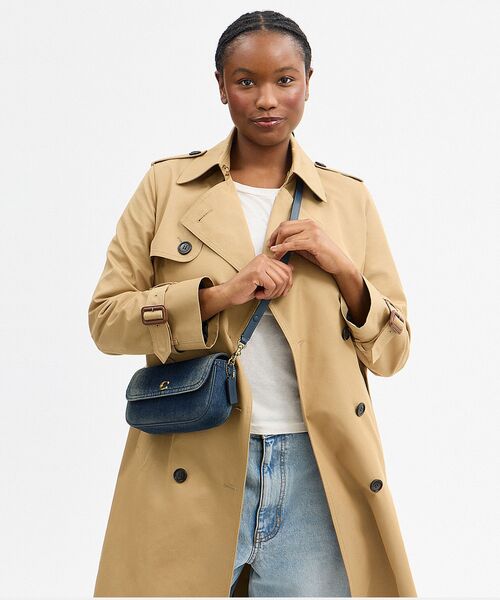 COACH(コーチ)の「ブルック フラップ チェーン バッグ・ラブド デニム(ショルダーバッグ・レディース・ブルー系その他・ONE)」の8枚目の写真