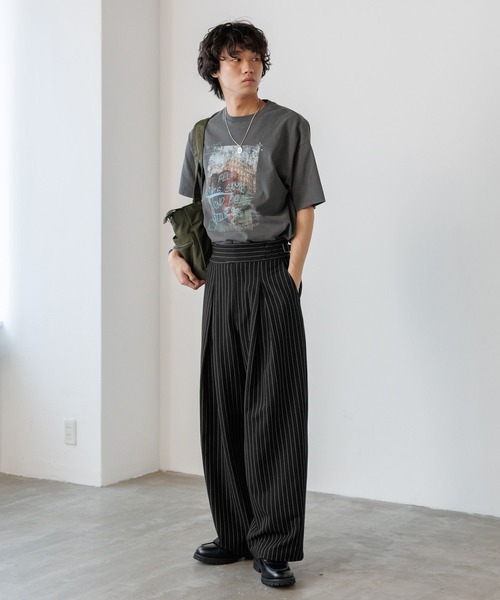 PBLIM(ページボーイリム)の「《UNISEX》ポスターフォトTシャツ フォトプリント / ルーズシルエット(Tシャツ/カットソー・レディース・オフホワイト/チャコールグレー・MEDIUM/LARGE)」の20枚目の写真