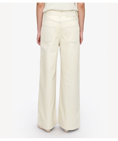 A.P.C.（アーペーセー）の「JEAN CLYDE FEMME（デニムパンツ・レディース・ホワイト系その他・26/25）」の6枚目の写真