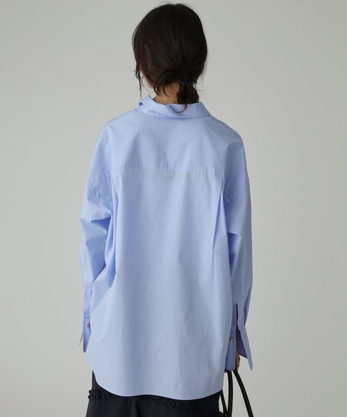 BABYLONE（バビロン）の「コットンオーバーシャツ（シャツ/ブラウス・レディース・サックスブルー/ベージュ/ピンク/ホワイト・フリー）」の11枚目の写真