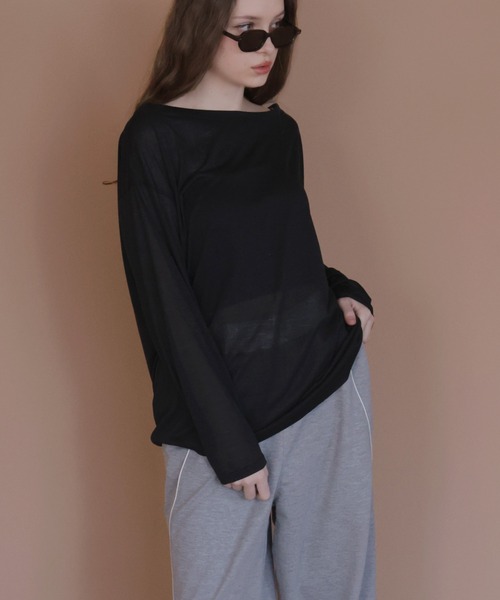Mili affinity(ミリアフィニティー)の「バックプリント2WAYワンショルシアーTシャツ(Tシャツ/カットソー・レディース・ベージュ/ピンク/ブラック/オフホワイト/グレー・FREE)」の19枚目の写真
