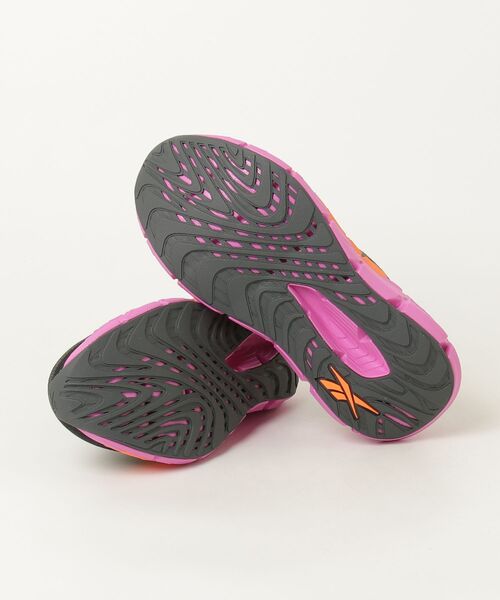 Reebok(リーボック)の「フロートジグ ダブル / FLOATZIG DOUBLE(スニーカー・レディース・ブラック×ピンク/グレー・22.0cm/26.0cm/25.5cm/25.0cm/24.0cm/24.5cm/23.5cm/23.0cm/22.5cm)」の13枚目の写真