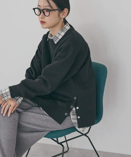 AMERICAN HOLIC（アメリカンホリック）の「サイドドットポンチプルオーバー（スウェット・レディース・ブルー/ブラウン/ブラック/グレー系その他・L/M）」の5枚目の写真