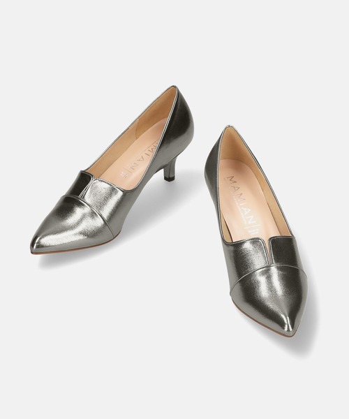 MAMIAN（マミアン）の「ポインテッドトゥ 切替 パンプス (5.0cmヒール)（ドレスシューズ・レディース・シルバー系その他・25.0cm/24.5cm/24.0cm/23.5cm/23.0cm/22.5cm）」の8枚目の写真