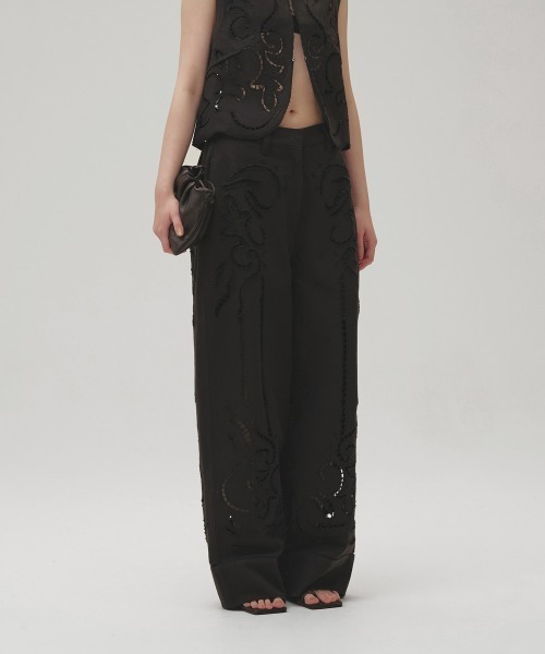 TODAYFUL(トゥデイフル)の「Cut Lace Twill Pants(デニムパンツ・レディース・キナリ/ブラック・38inch/36inch)」の1枚目の写真