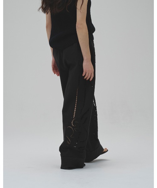 TODAYFUL(トゥデイフル)の「Cut Lace Twill Pants(デニムパンツ・レディース・キナリ/ブラック・38inch/36inch)」の12枚目の写真