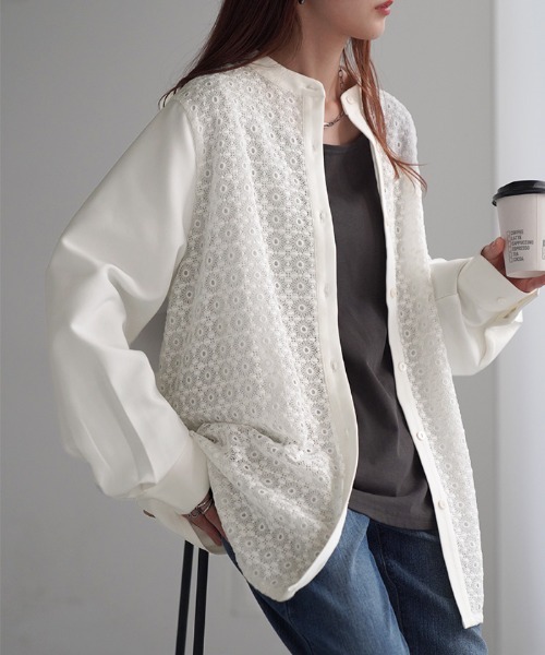 HUG.U(ハグユー)の「刺繍レース バンドカラーシャツ(シャツ/ブラウス・レディース・ブラック/ホワイト・FREE)」の2枚目の写真
