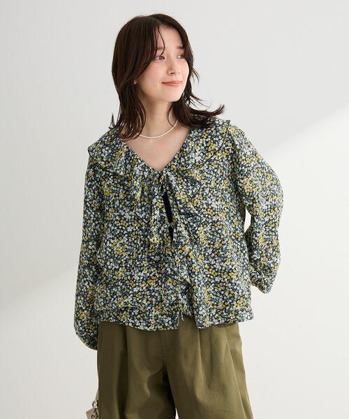 Green Parks(グリーンパークス)の「花柄フリルブラウス(シャツ/ブラウス・レディース・ブラック/グリーン/サックスブルー・FREE)」の13枚目の写真