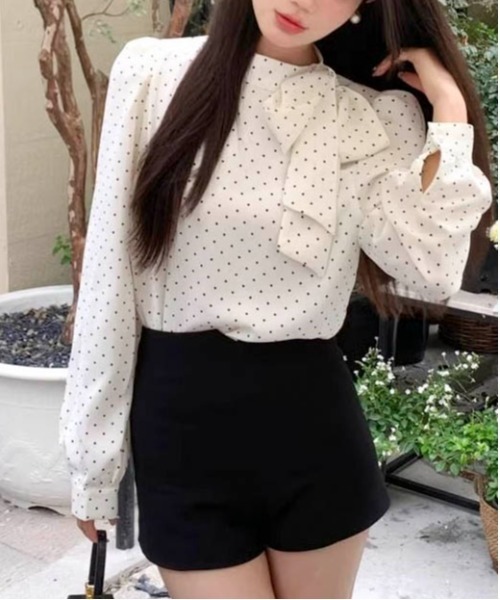 Per sist ence（パーシエンス）の「ドットリボンハイネックブラウス（シャツ/ブラウス・レディース・ブラック/ホワイト・MEDIUM/LARGE/SMALL）」の8枚目の写真