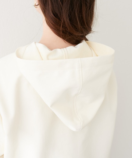 natural couture(ナチュラルクチュール)の「フード付きショート丈ブルゾン(ブルゾン・レディース・ブラウン/アイボリー/カーキ/スミクロ・FREE)」の17枚目の写真