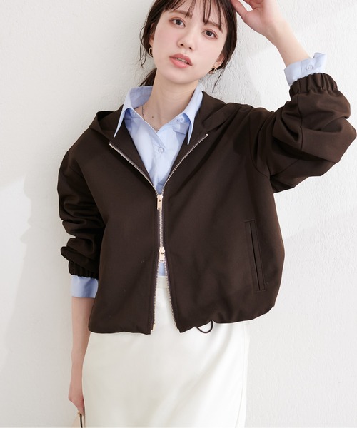 natural couture(ナチュラルクチュール)の「フード付きショート丈ブルゾン(ブルゾン・レディース・ブラウン/アイボリー/カーキ/スミクロ・FREE)」の7枚目の写真