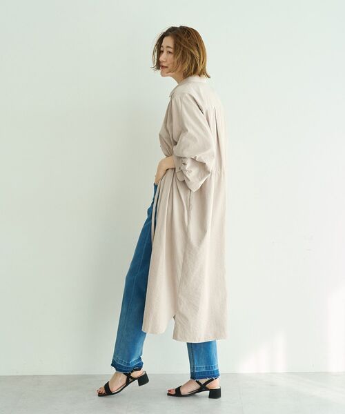 YECCA VECCA（イェッカヴェッカ）の「【UVカット】2way袖バルーンワンピース（シャツワンピース・レディース・ライトベージュ/グリーン系その他3/ラベンダー/チャコールグレー・FREE）」の14枚目の写真