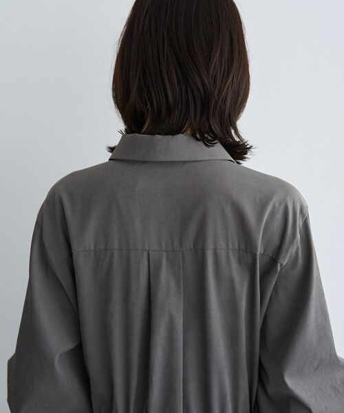 YECCA VECCA（イェッカヴェッカ）の「【UVカット】2way袖バルーンワンピース（シャツワンピース・レディース・ライトベージュ/グリーン系その他3/ラベンダー/チャコールグレー・FREE）」の22枚目の写真