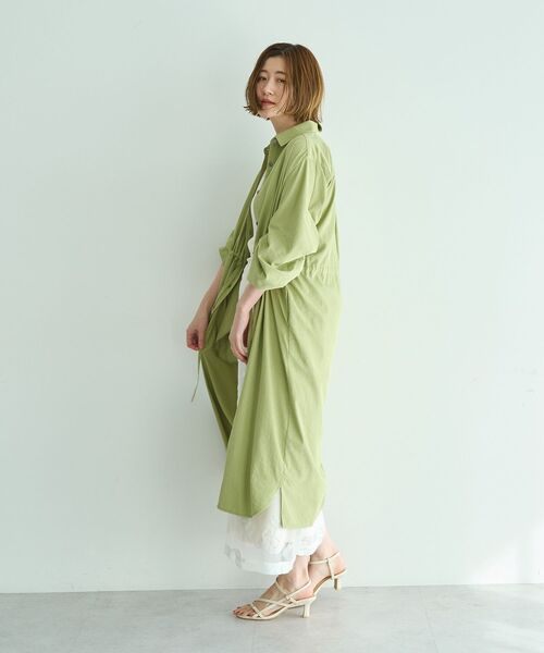 YECCA VECCA（イェッカヴェッカ）の「【UVカット】2way袖バルーンワンピース（シャツワンピース・レディース・ライトベージュ/グリーン系その他3/ラベンダー/チャコールグレー・FREE）」の22枚目の写真