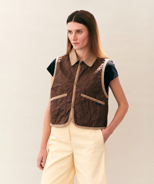 LAVENHAM(ラベンハム)の「Unwadded Cropped Raydon Gilet Womens / アンワディッド クロップド レイドン ジレ ウィメンズ(ベスト・レディース・ダークブラック/ブラウン/オフホワイト・8/10/12)」の7枚目の写真