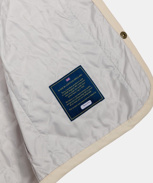 LAVENHAM(ラベンハム)の「Unwadded Cropped Raydon Gilet Womens / アンワディッド クロップド レイドン ジレ ウィメンズ(ベスト・レディース・ダークブラック/ブラウン/オフホワイト・8/10/12)」の21枚目の写真