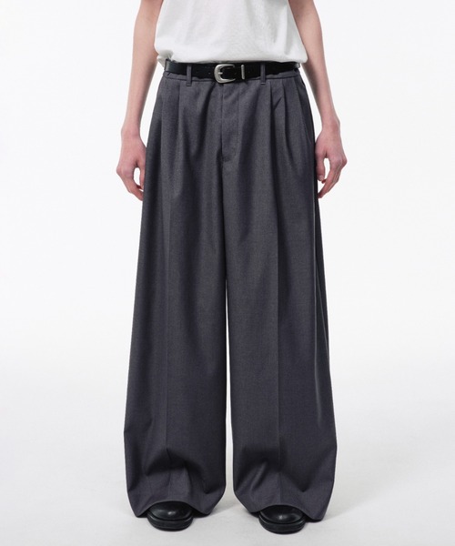 CAMPHOR WOOD(カンファーウッド)の「3 TUCK WIDE BAGGY SLACKS / 3タックワイドバギースラックス(スラックス・メンズ・ブラック/グレー/グレー系1・SMALL/MEDIUM/LARGE)」の2枚目の写真