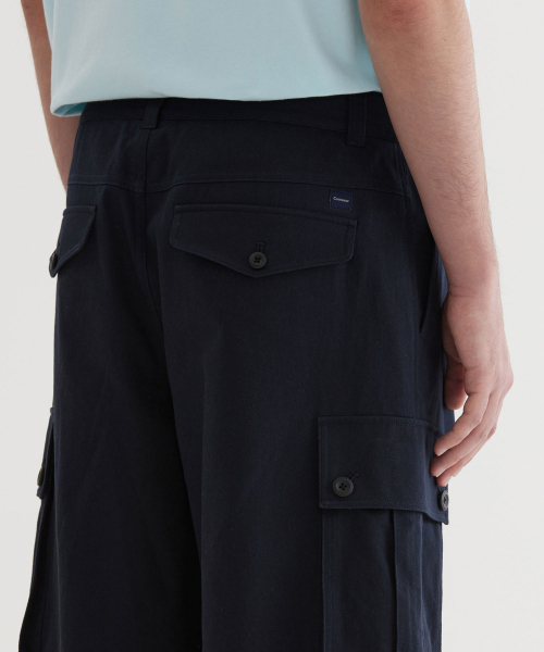 COVERNAT(カバーナット)の「バミューダコットンカーゴショーツダークネイビー(その他パンツ・レディース・その他・SMALL/X-LARGE/LARGE/MEDIUM)」の4枚目の写真