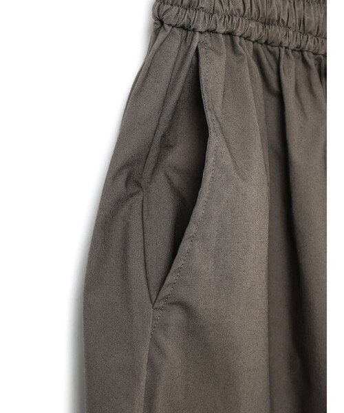 MidiUmi（ミディウミ）の「MidiUmi コクーンイージーパンツ（その他パンツ・レディース・チャコールグレー/カーキ/ブラック・FREE）」の20枚目の写真