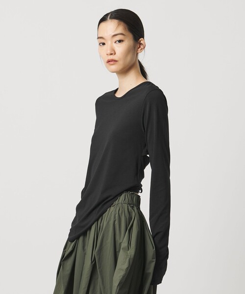 AEWEN MATOPH(イウエン マトフ)の「<AEWEN MATOPH>バックデザインカットソー(Tシャツ/カットソー・レディース・ブラック/レッド・FREE)」の11枚目の写真