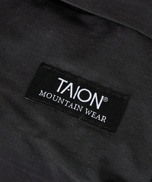 TAION(タイオン)の「【TAION / タイオン】 NON DOWN MOUNTAIN WAIST POUCH /ノンダウン マウンテン ウエストポーチ /ユニセックス 【WEB限定】(ボディバッグ/ウエストポーチ・メンズ・ライトブラウン/ネイビー/ブラック/カーキ・フリー)」の13枚目の写真