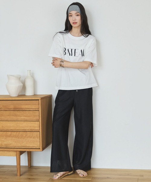 Doux archives(ドゥアルシーヴ)の「BATEAU_TEE(Tシャツ/カットソー・レディース・ホワイト/ブラック/グレイッシュベージュ/ホワイト×シルバー・FREE)」の18枚目の写真