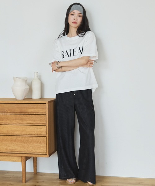 Doux archives(ドゥアルシーヴ)の「BATEAU_TEE(Tシャツ/カットソー・レディース・ホワイト/ブラック/グレイッシュベージュ/ホワイト×シルバー・FREE)」の19枚目の写真