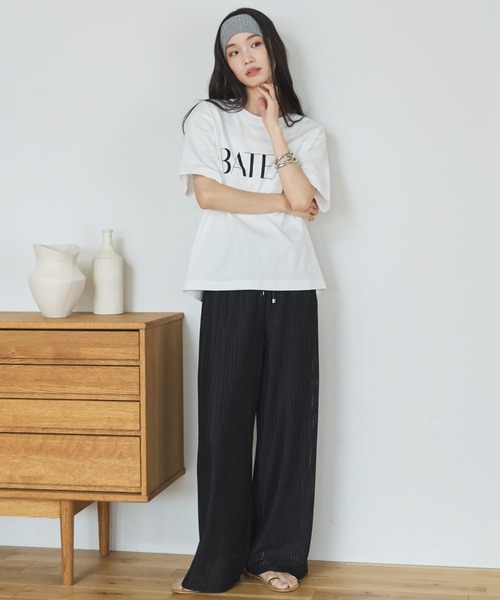 Doux archives(ドゥアルシーヴ)の「BATEAU_TEE(Tシャツ/カットソー・レディース・ホワイト/ブラック/グレイッシュベージュ/ホワイト×シルバー・FREE)」の20枚目の写真