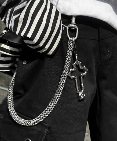 Never mind the XU】cross carabiner / 【ネバーマインド ザ エックス