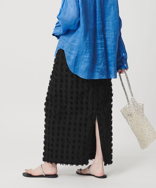 BEAUTY&YOUTH UNITED ARROWS（ビューティーアンドユースユナイテッドアローズ）の「スクエア フリンジ ジャガード スカート（スカート・レディース・ホワイト/ブラック・S/M）」の2枚目の写真