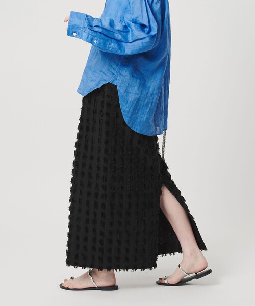 BEAUTY&YOUTH UNITED ARROWS（ビューティーアンドユースユナイテッドアローズ）の「スクエア フリンジ ジャガード スカート（スカート・レディース・ホワイト/ブラック・S/M）」の4枚目の写真