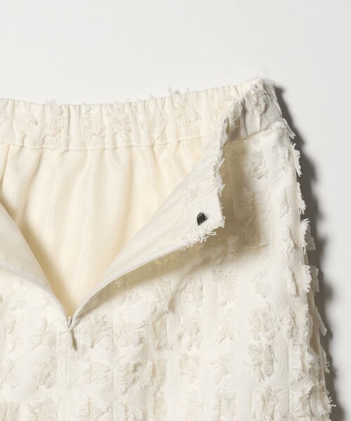 BEAUTY&YOUTH UNITED ARROWS（ビューティーアンドユースユナイテッドアローズ）の「スクエア フリンジ ジャガード スカート（スカート・レディース・ホワイト/ブラック・S/M）」の17枚目の写真