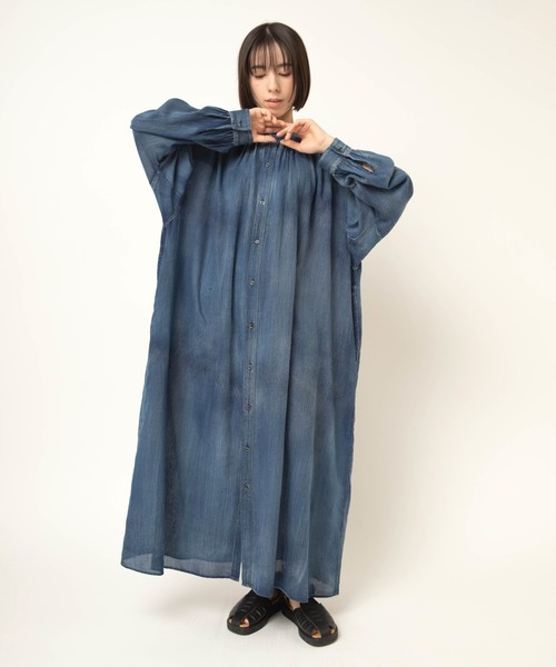 RNA-N(アールエヌエーエヌ)の「D1689 2.2ozデニムヴィンテージギャザーワンピース(ワンピース・レディース・ライトインディゴブルー/ダークインディゴブルー・MEDIUM/SMALL)」の10枚目の写真