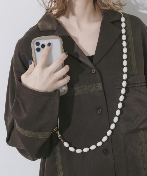 SMELLY（スメリー）の「ビーズチェーンマルチショルダー（スマホケース/カバー・レディース・シルバー系その他/ゴールド系その他・-）」の3枚目の写真