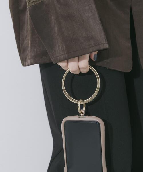 SMELLY（スメリー）の「ビーズチェーンマルチショルダー（スマホケース/カバー・レディース・シルバー系その他/ゴールド系その他・-）」の6枚目の写真