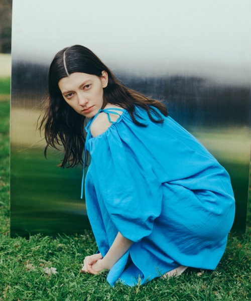 ADORE(アドーア)の「◆ドライタッチレーヨンワンピース(ワンピース・レディース・ブラック/ブルー・38)」の20枚目の写真