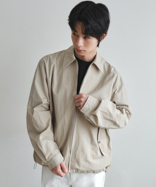 WEDNESDAY OASIS(ウェンズデーオアシス)の「ソフトスイングコットンジャケット_BEIGE(W26OT03)(ナイロンジャケット・メンズ・ベージュ・MEDIUM/LARGE)」の4枚目の写真